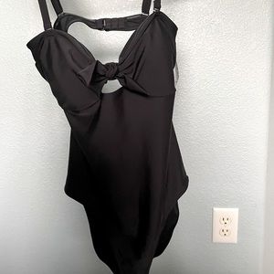 NWT Old navy tie front swimsuit